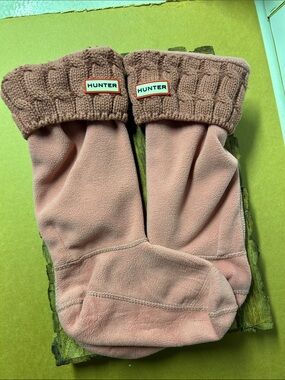 Hunter Blush Pink Knit-Cuff long boot socks.